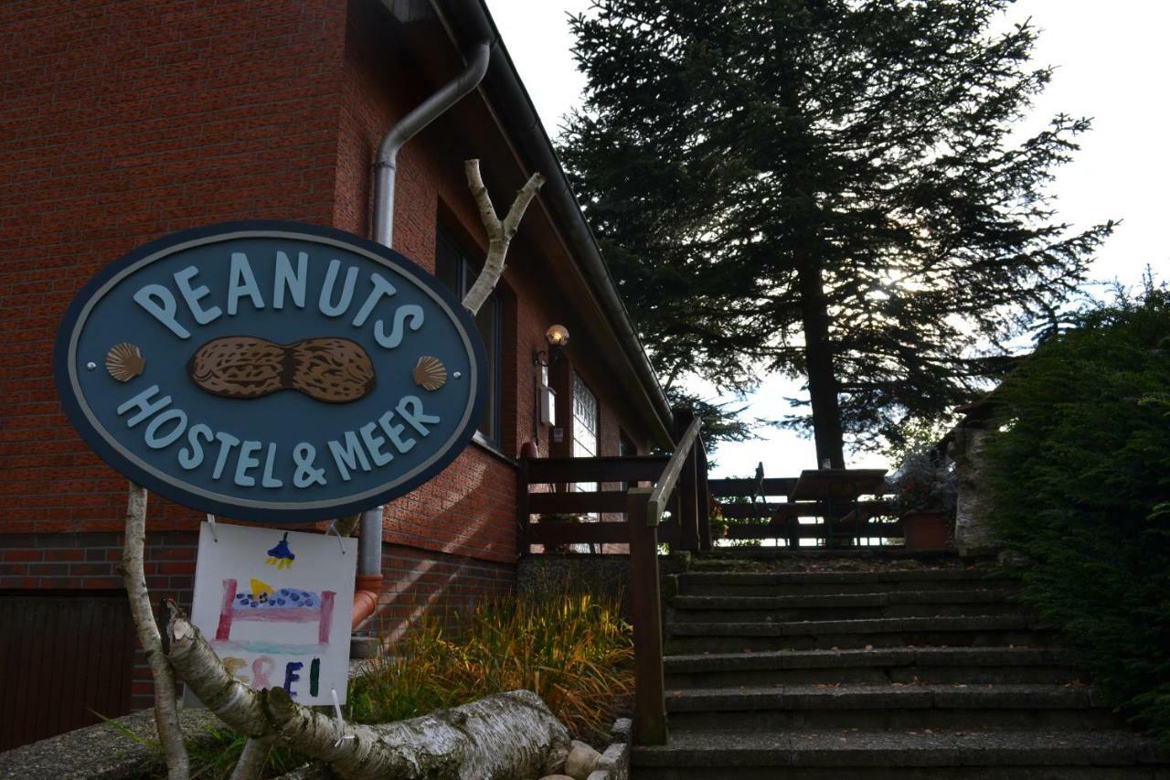 Peanuts Hostel & Meer Surendorf Ngoại thất bức ảnh